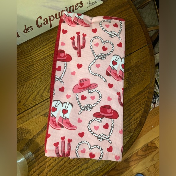 Kitchen Towel Set - 3, Cowgirl & Hearts  - NWT - Picture 3 of 3